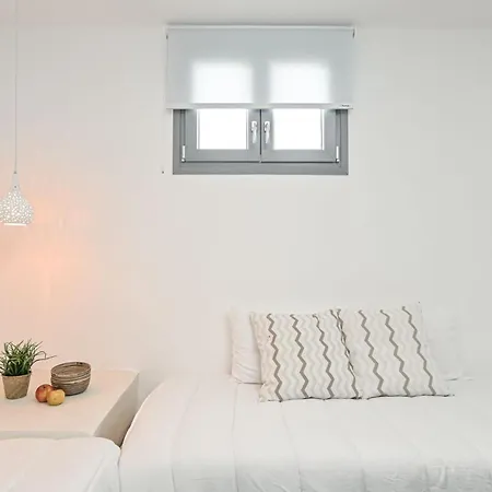 Villa Luxury Naxos | 4 Bedrooms | Charlotte Linlin | Panoramic Sea Views | Naxos Agia Anna (Naxos)